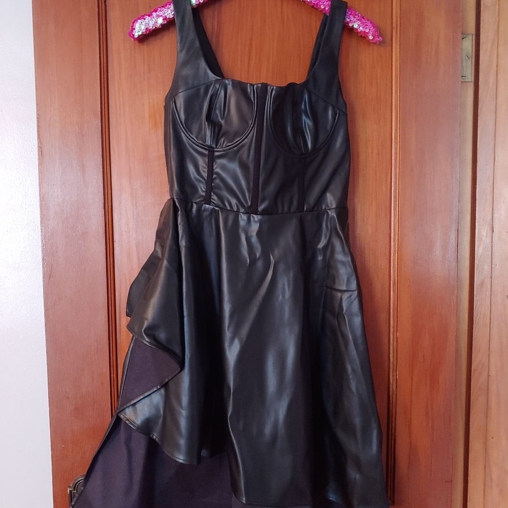 Byegreis Kate Dress - Picture 2 of 9